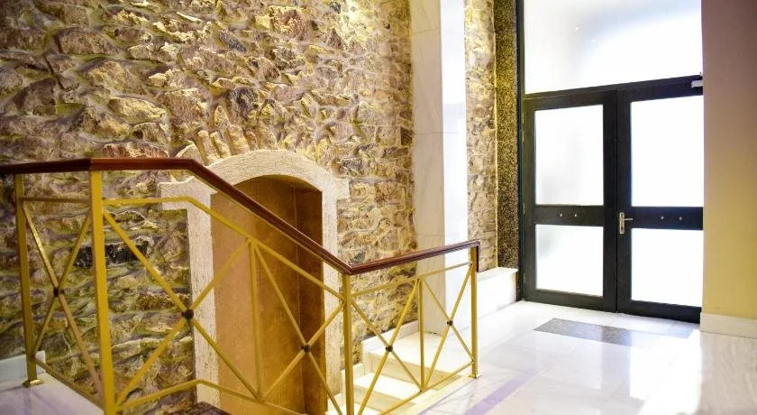 Eva Hotel Piraeus