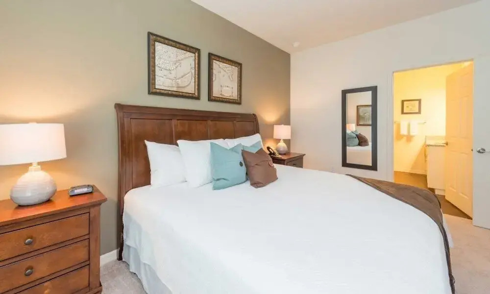 Luxury Lucayan