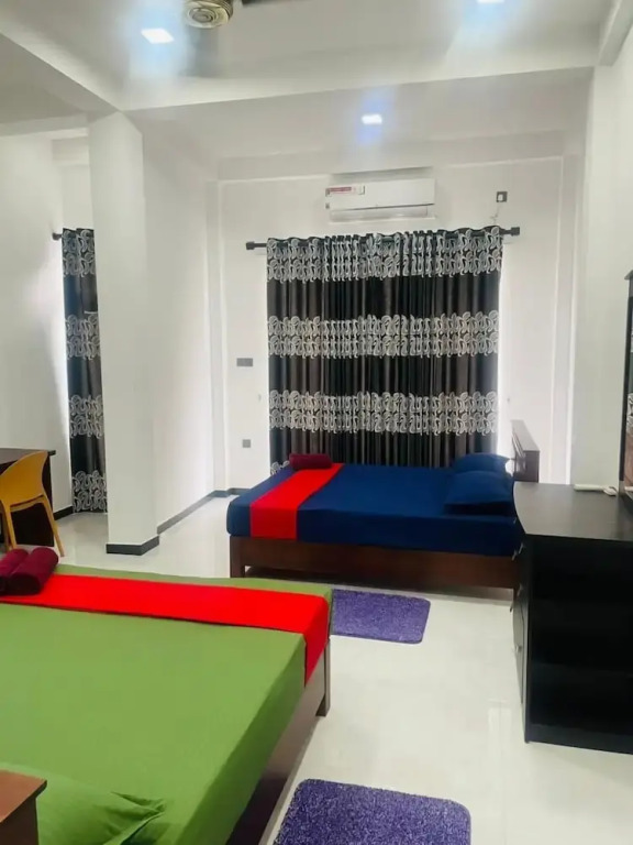 Hotel Ceylonia Colombo