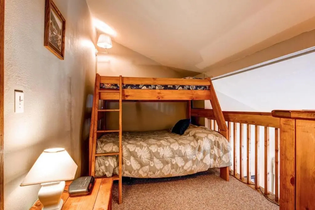 Timbernest B7