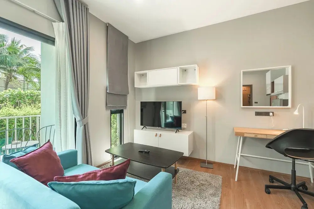 1BR Pool Access Near Rawai Beach C222