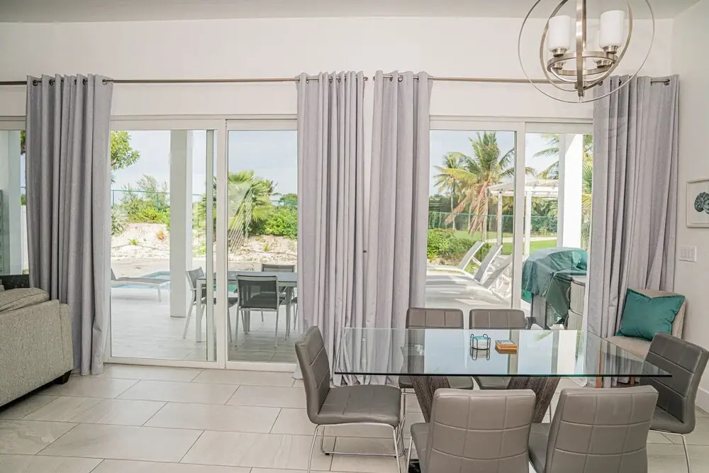 Villas with Private Pool 5 min to Grace Bay beach
