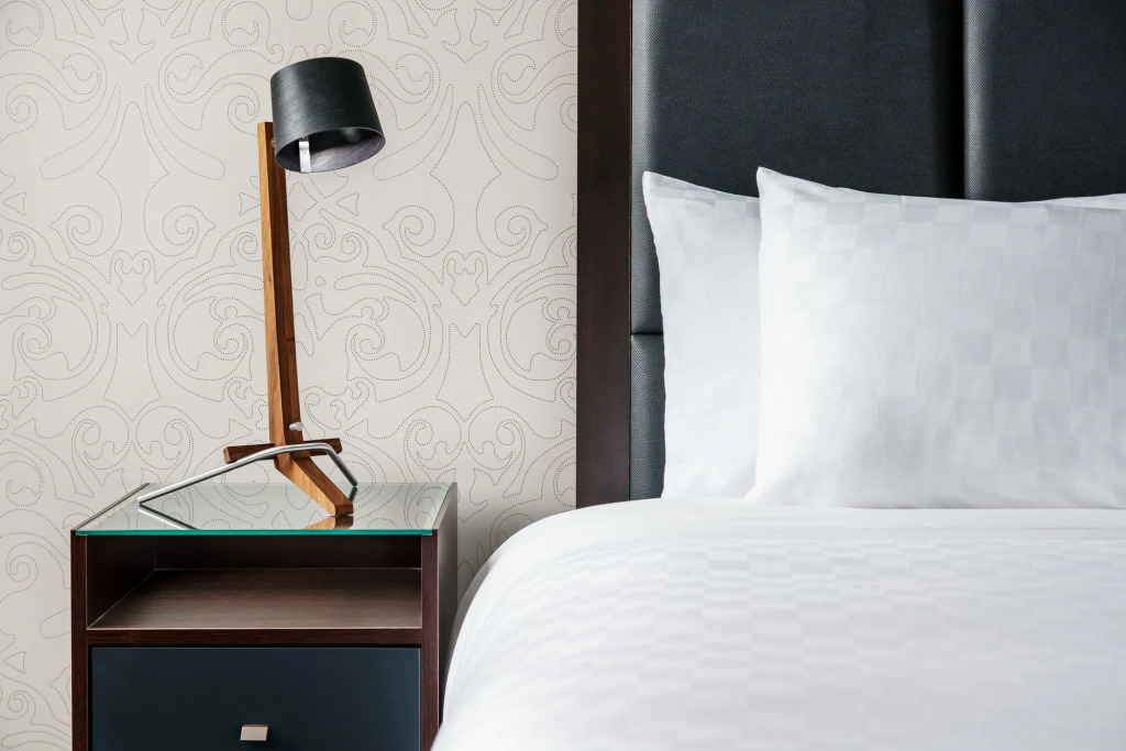 Joinery Hotel Pittsburgh, Curio Collection by Hilton