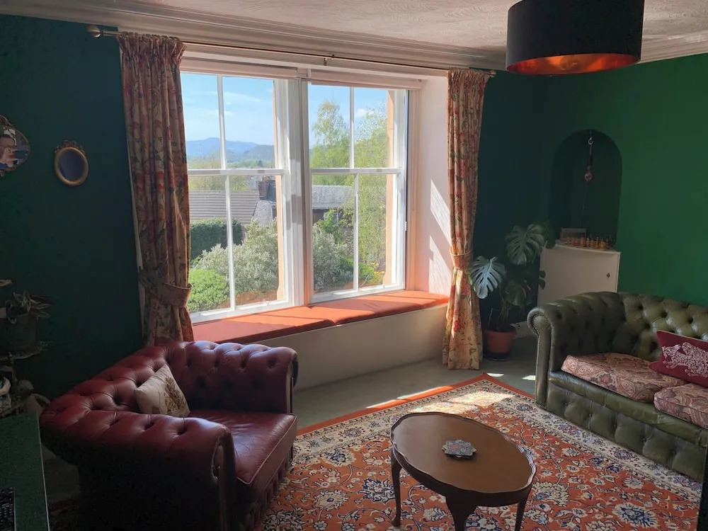 Squirrel Away Apartment Crieff