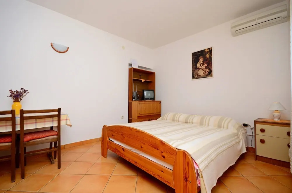 Apartments Mirela