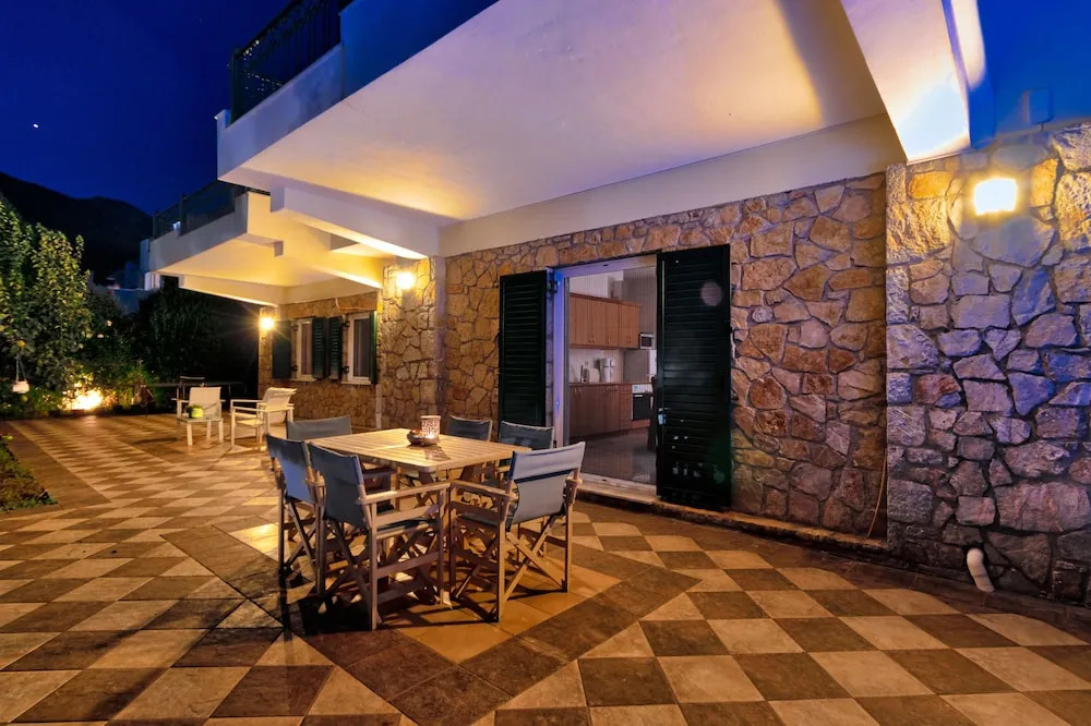 Villa Bamour With Paradise View