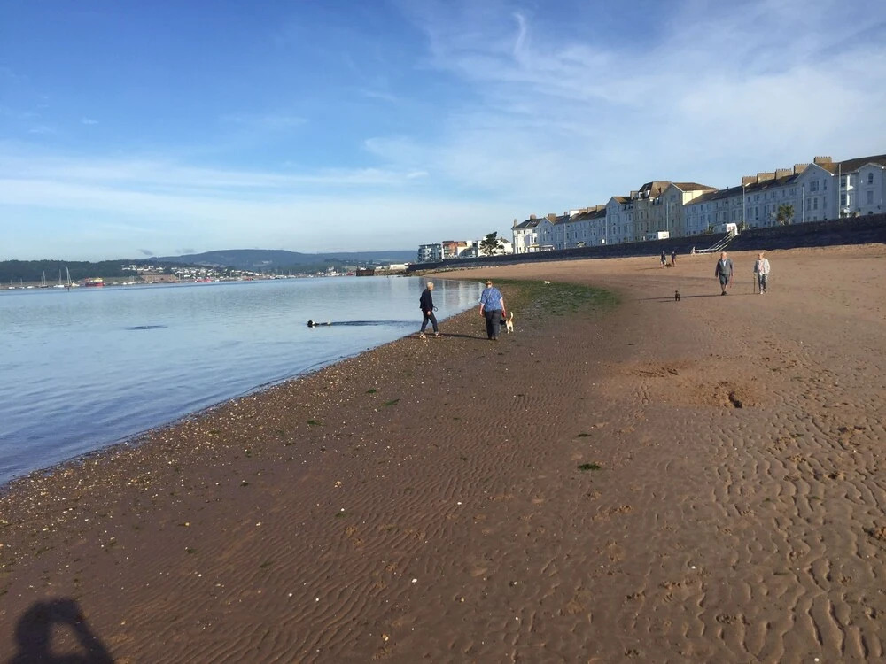 Modern 2 Bedroom Apartment in Central Exmouth