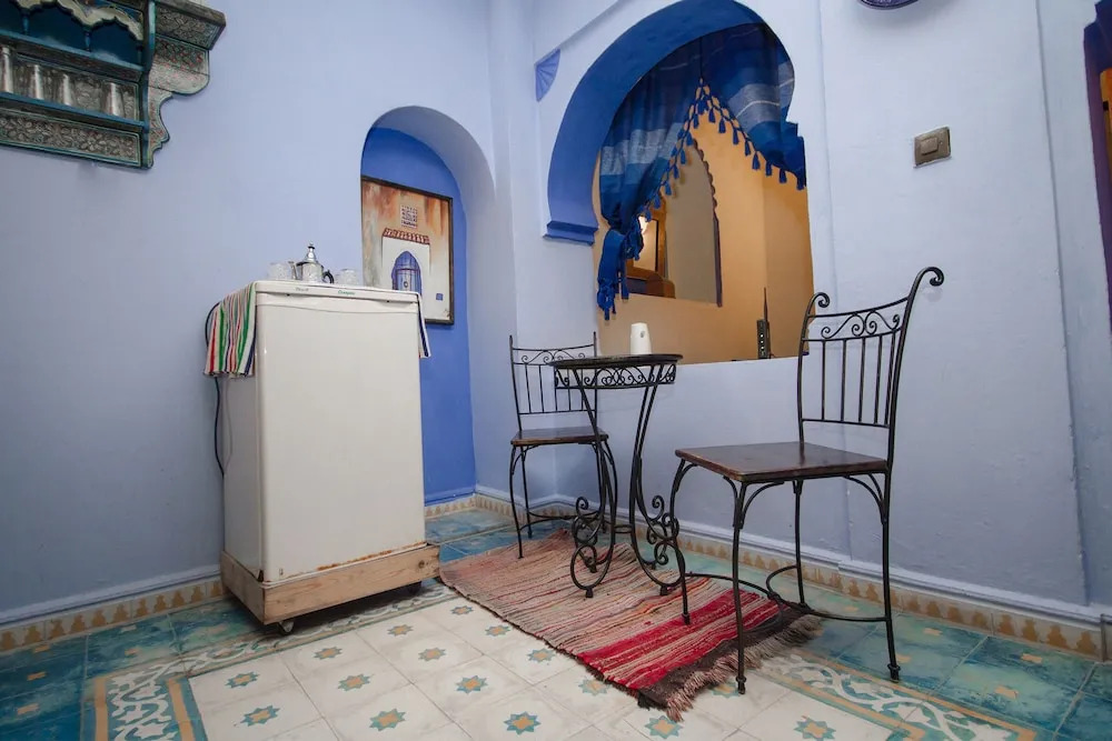 DAR NOKHBA INN