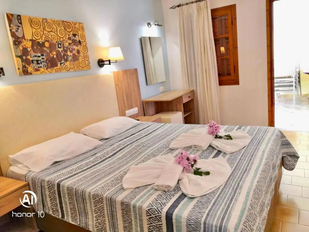 Lofos Hotel