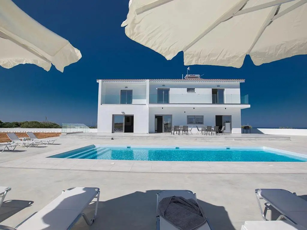 Villa Ioanni Chrysos - Luxury And New 6 Bedroom Protaras Villa