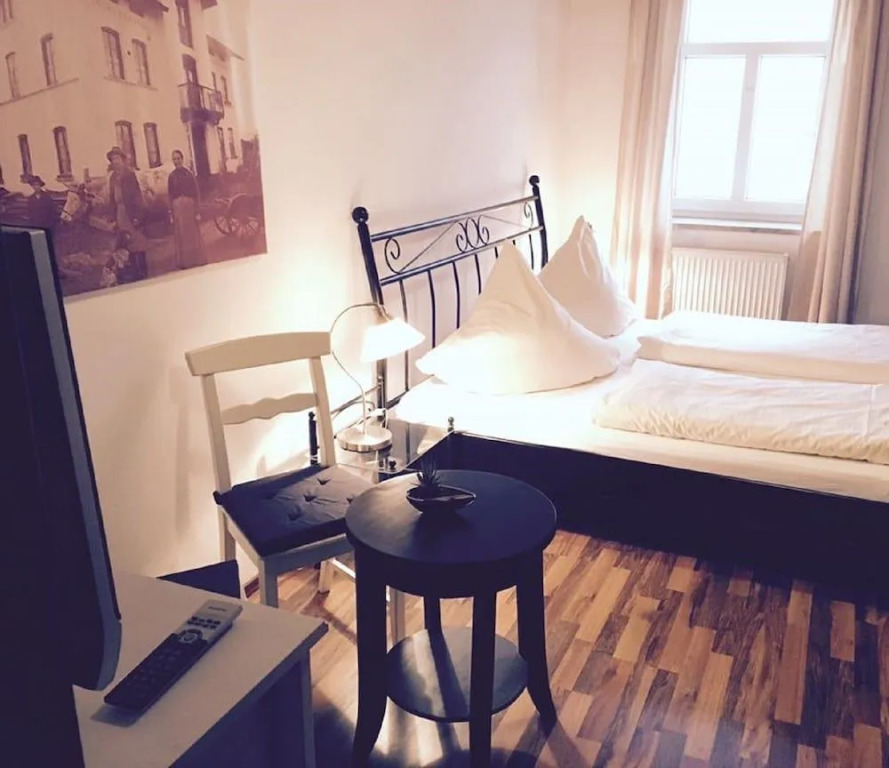 Dorfschänke DEGGENDORF Hotel & Apartmenthaus