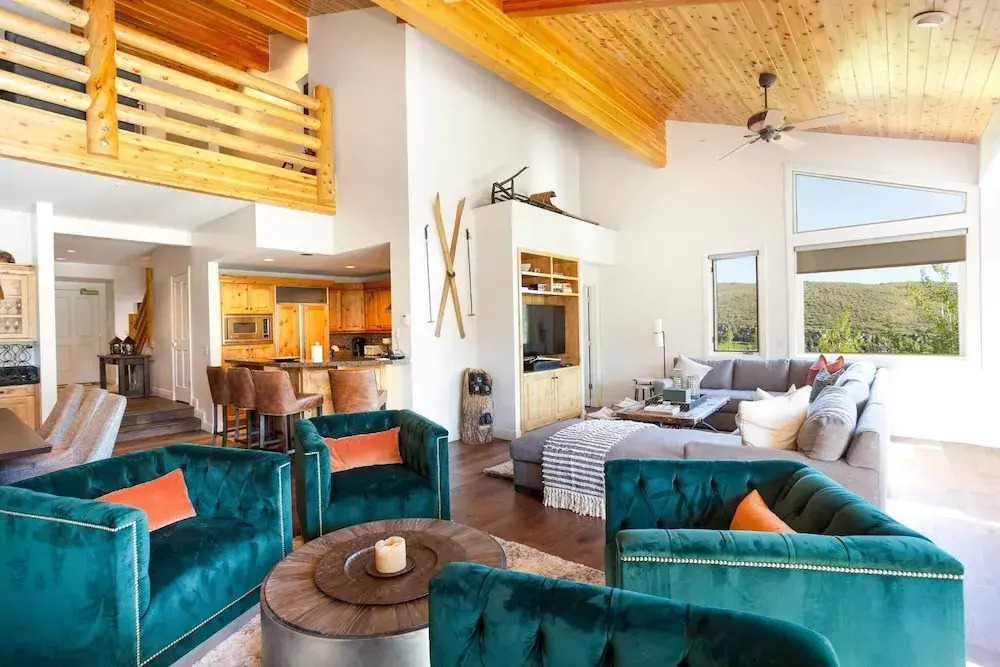 Trail's End Lodge at Deer Valley Resort - Three Bedroom Residence with Spa #506 3 Condo