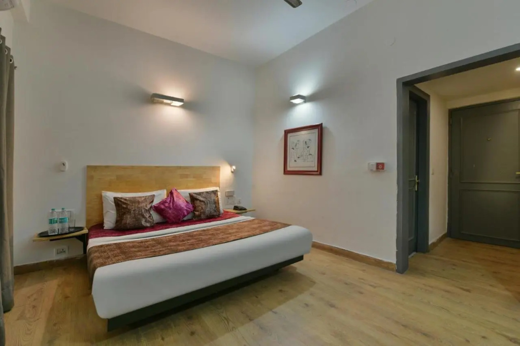 Hotel Admire Inn Sector-51 by ASPL
