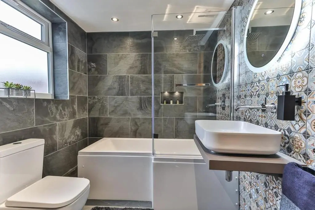 Luxury Spacious Pad with Games Room