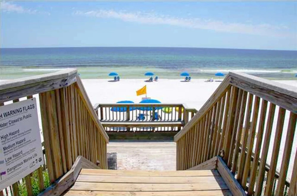 Beach House 203d 2 Bedroom Condo by RedAwning