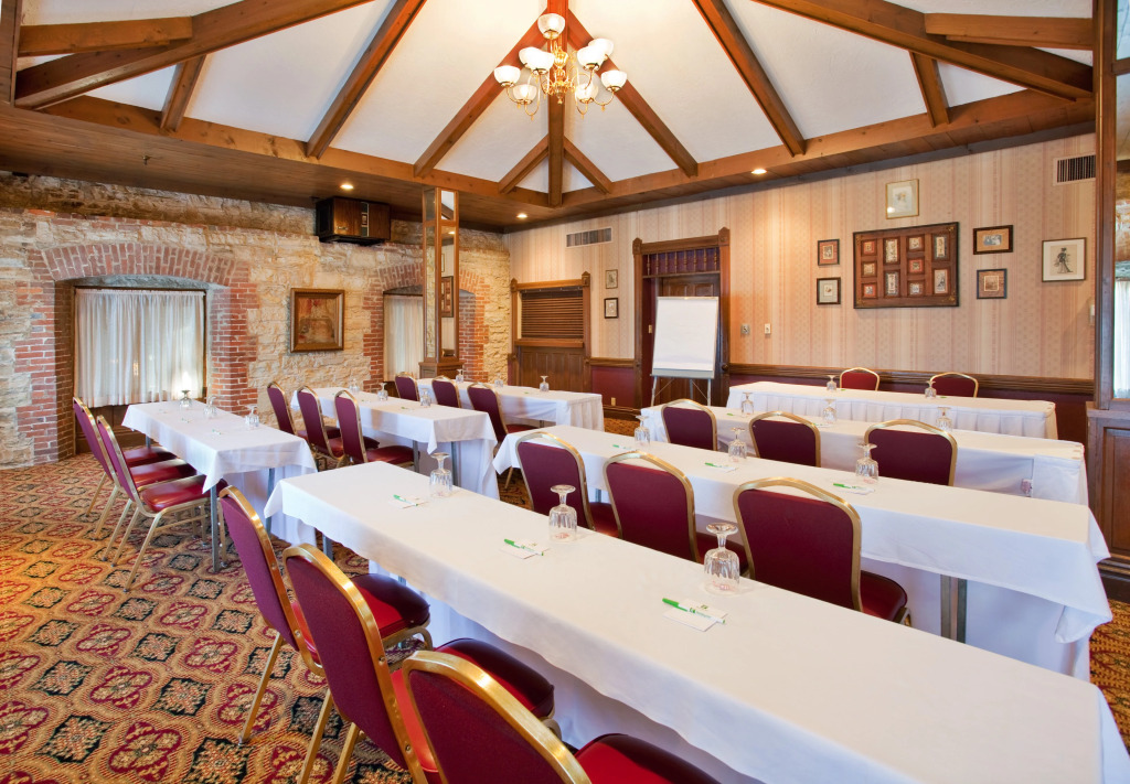 Holiday Inn At Six Flags Saint Louis by IHG