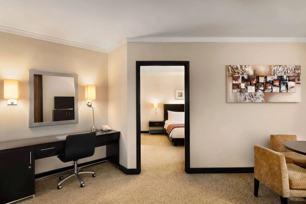 Ramada Plaza by Wyndham Dubai Deira