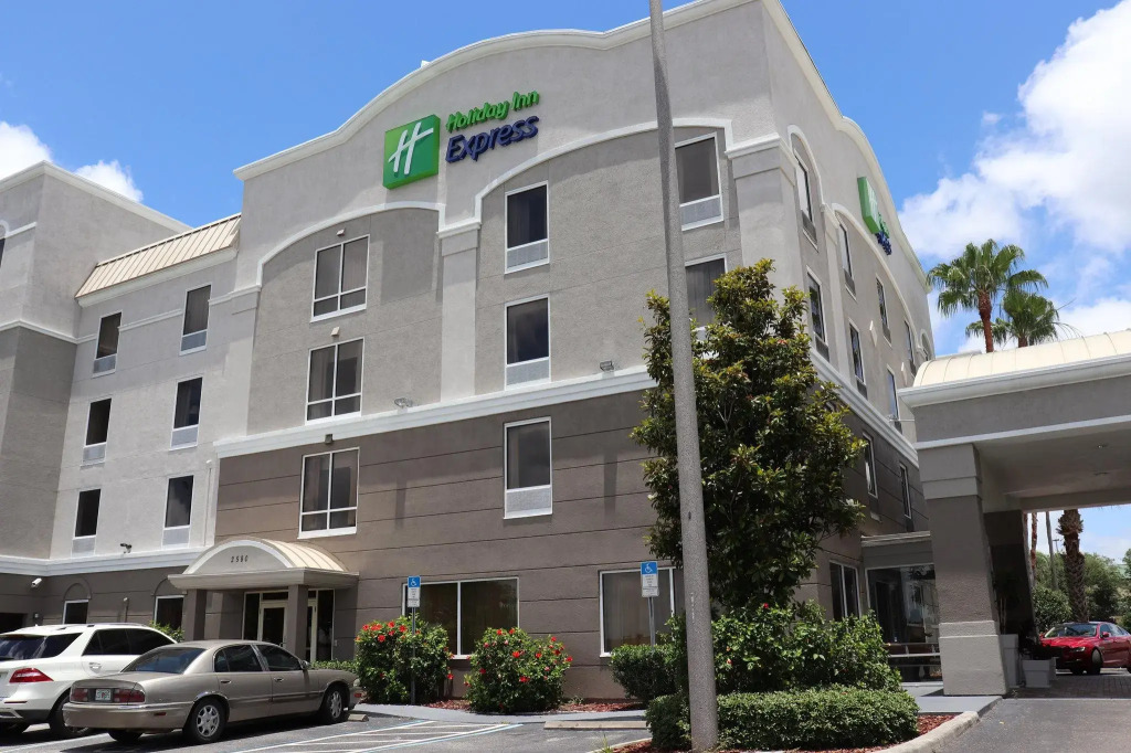 Holiday Inn Express Hotel & Suites Clearwater US 19 North by IHG