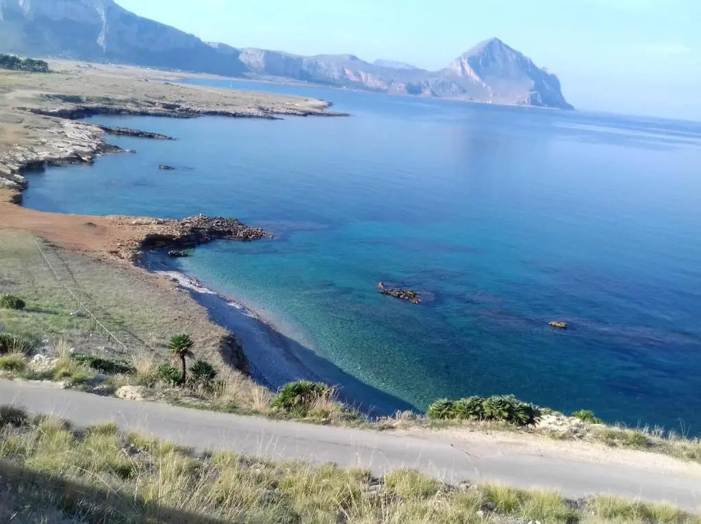 3 bedrooms house with sea view enclosed garden and wifi at San Vito Lo Capo 1 km away from the beach