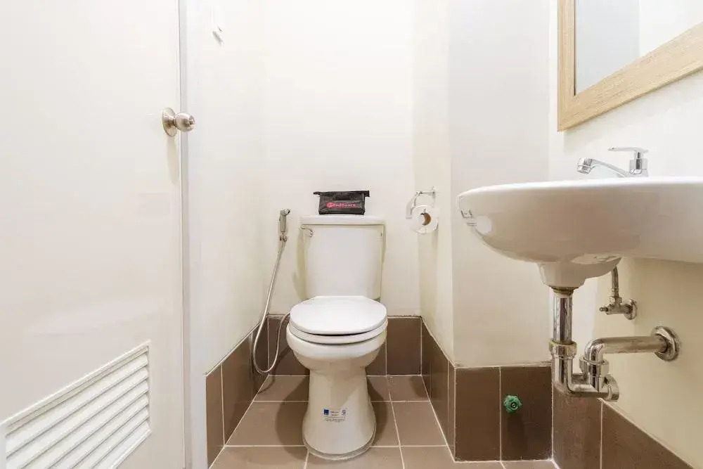 RedDoorz Premium @ Vista Heights Legarda