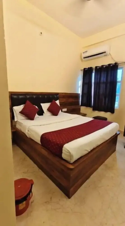 New Sandhya Guest House