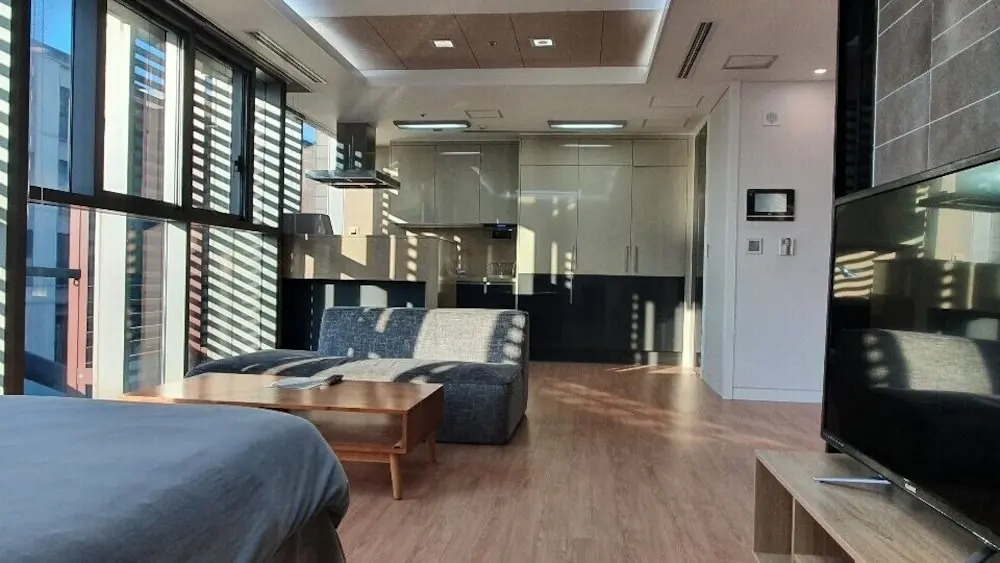 The november stay in Canal walk