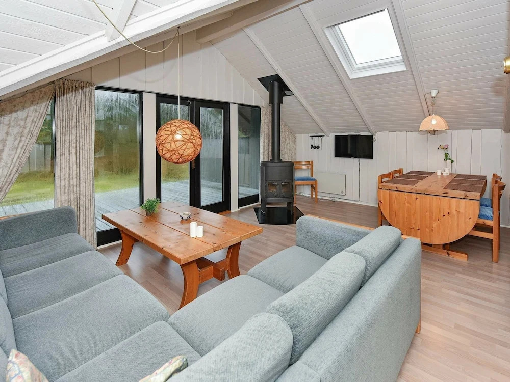 Pretty Holiday Home in Nørre Nebel near Sea