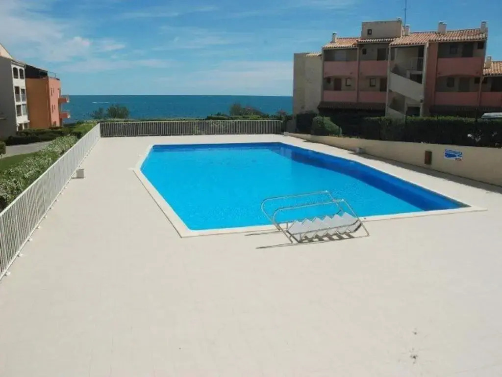 Appartement Cap d'Agde, 2 pièces, 4 personnes - FR-1-607-94