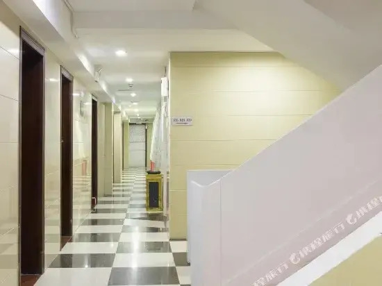 Huijun's Home(Guangzhou Zhongshan Eye Hospital)