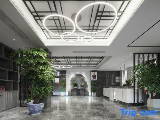 Xinyi Smart Hotel
