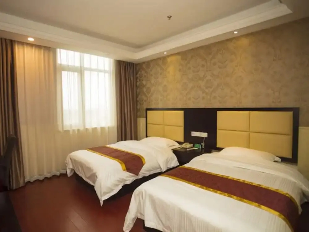 GreenTree Alliance Fengxian Fengcheng Nanfeng Highway Hotel