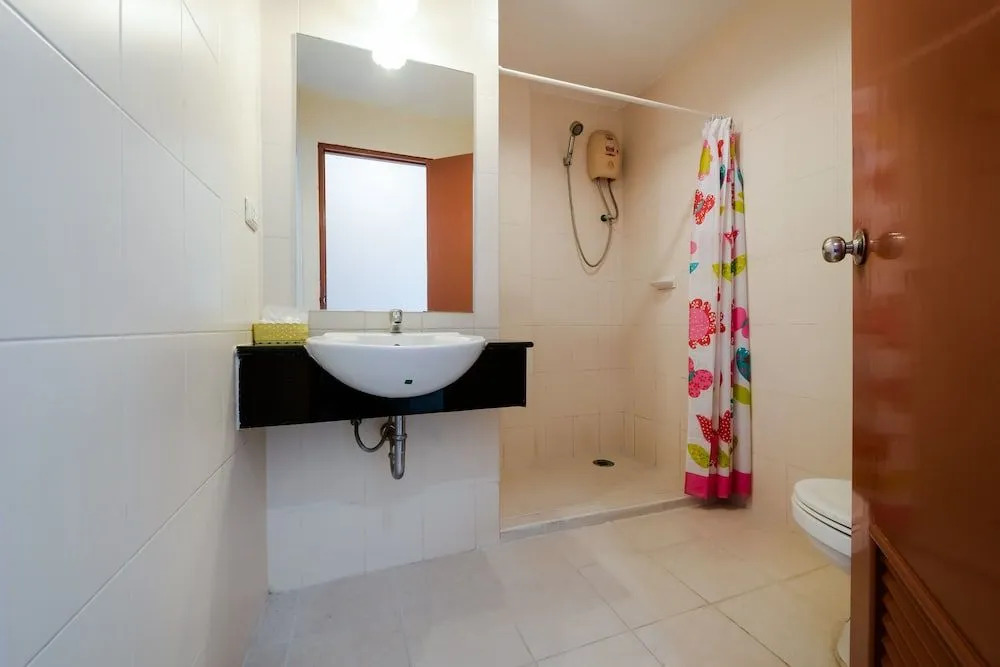 OYO 463 Tycoon Place