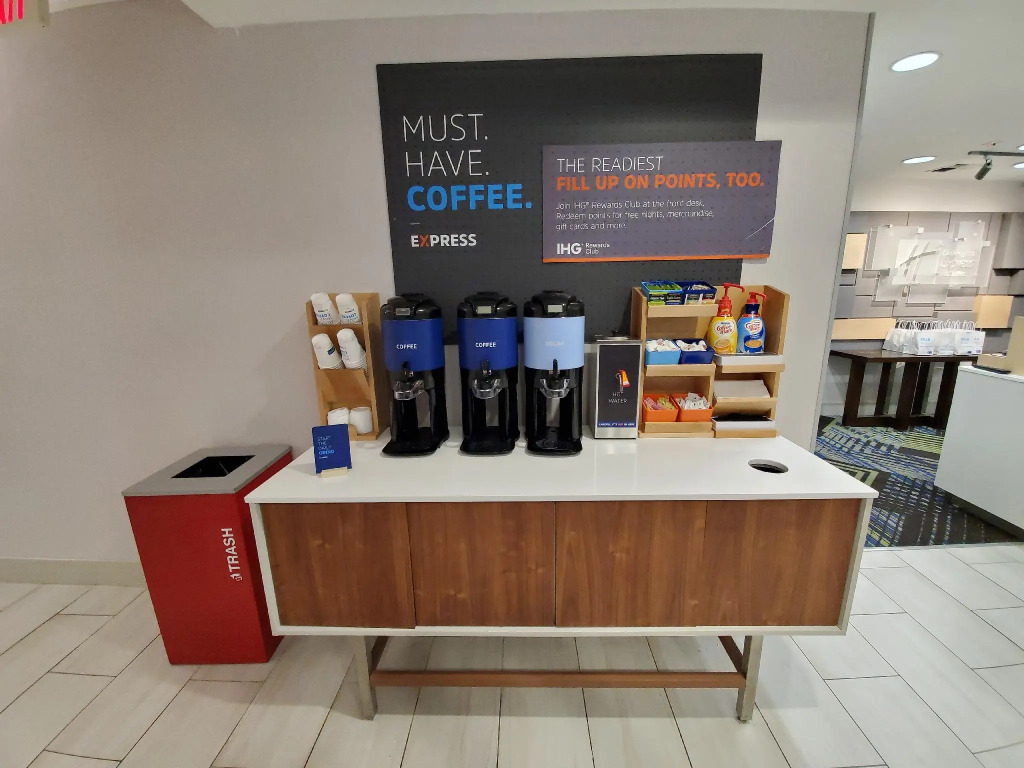 Holiday Inn Express Hotel & Suites Seattle North - Lynnwood by IHG