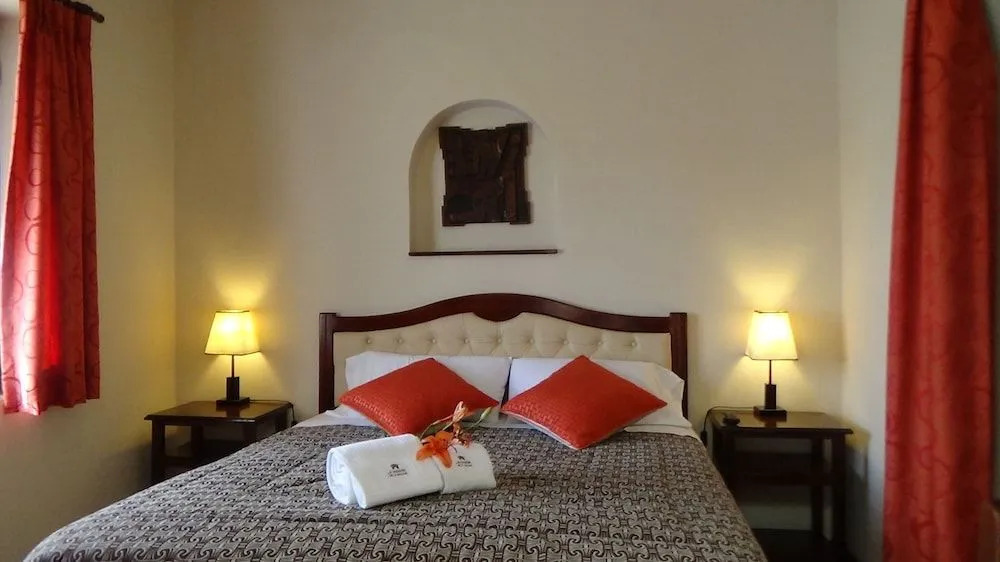 "HOTEL BOUTIQUE LA MAISON DE LA BOLIVIE" Casa de Huéspedes