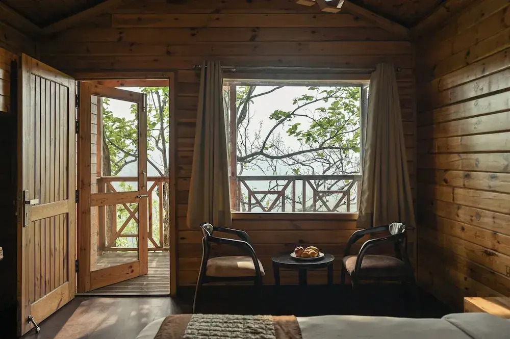 Aavaas Hill Resort
