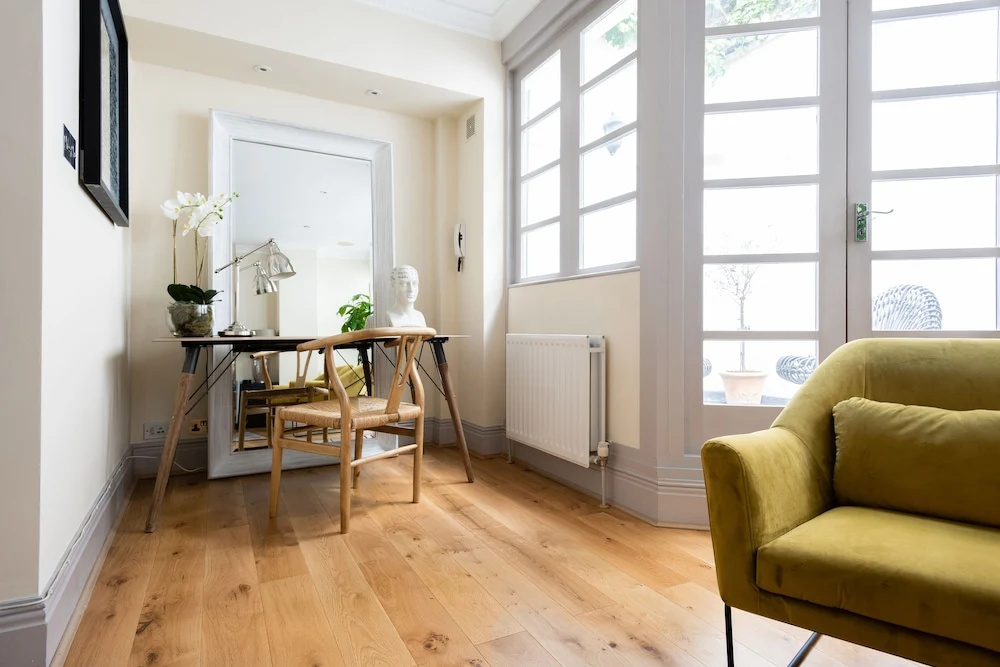 The Luxe Chelsea Townhouse