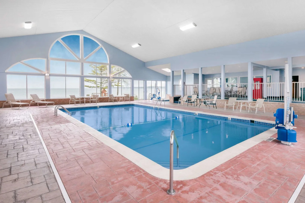 Baymont by Wyndham St. Ignace Lakefront