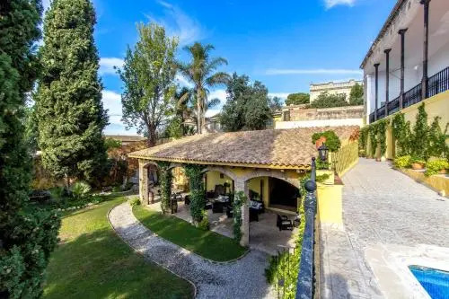 Catalunya Casas Impressive and Idyllic mansion for up to 40 people