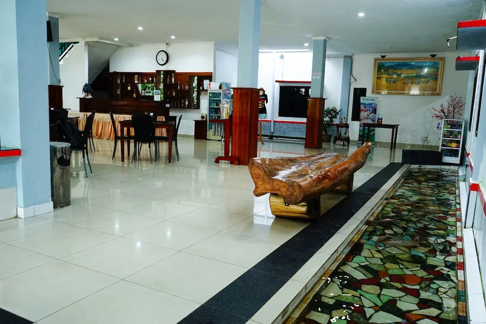 Oyo 480 Hotel Demuon