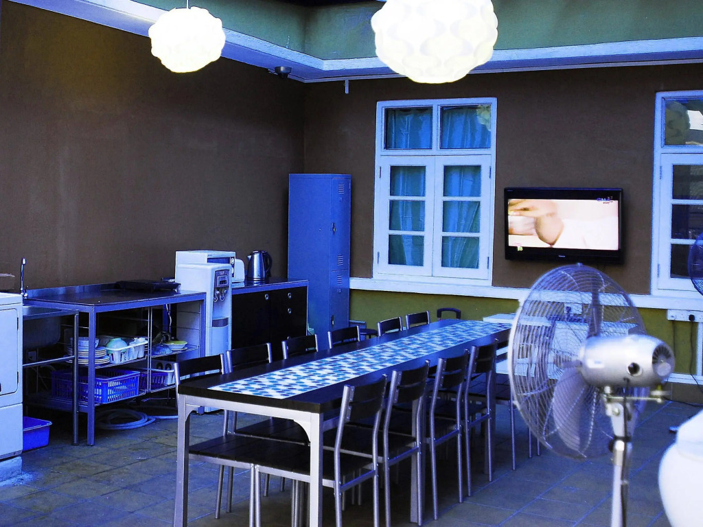 Snooze Inn Dickson Road - Hostel