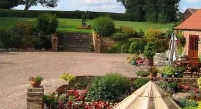 Crosshill House