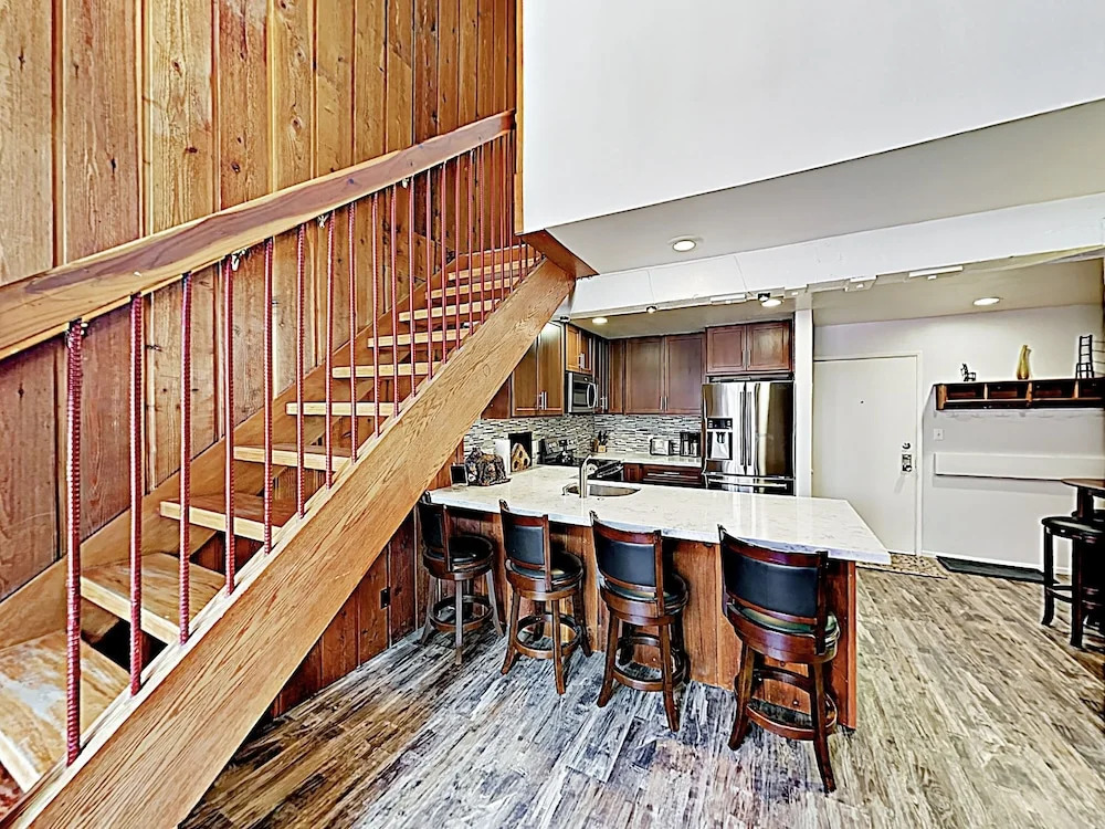 New Listing! Chic W/ Pool & Ski Back Trail 1 Bedroom Condo