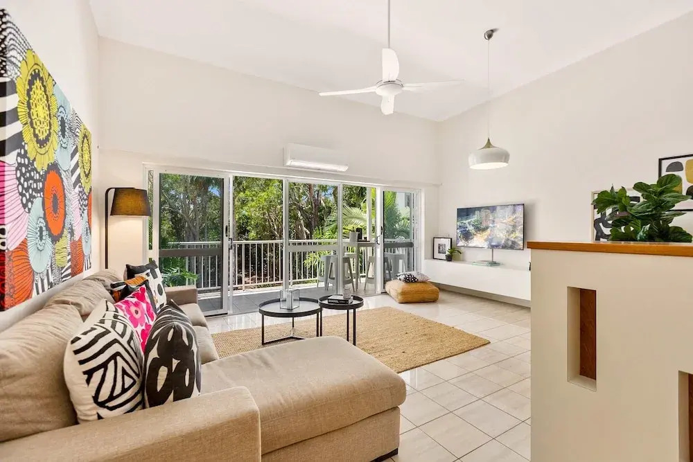 Melaleuca Hideaway - Beach Pool Free Parking
