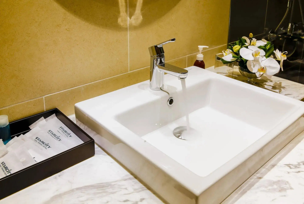 Отель Starcity Bayfront Nha Trang