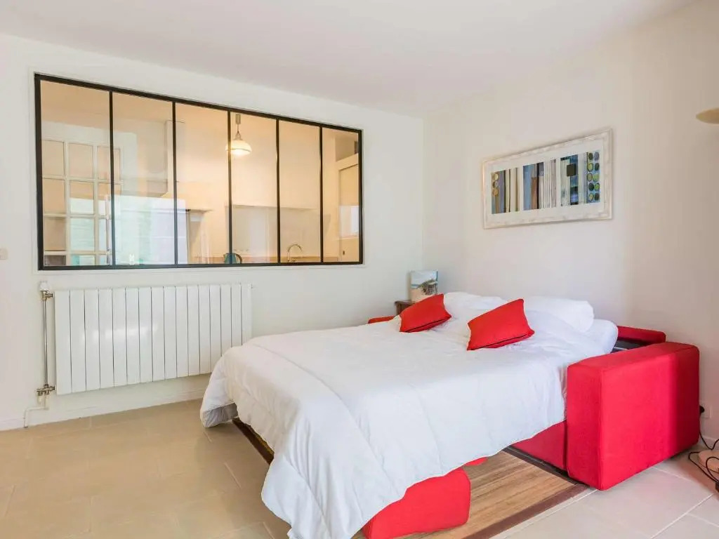 Appartement Saint-Jean-de-Luz, 1 pièce, 2 personnes - FR-1-4-596