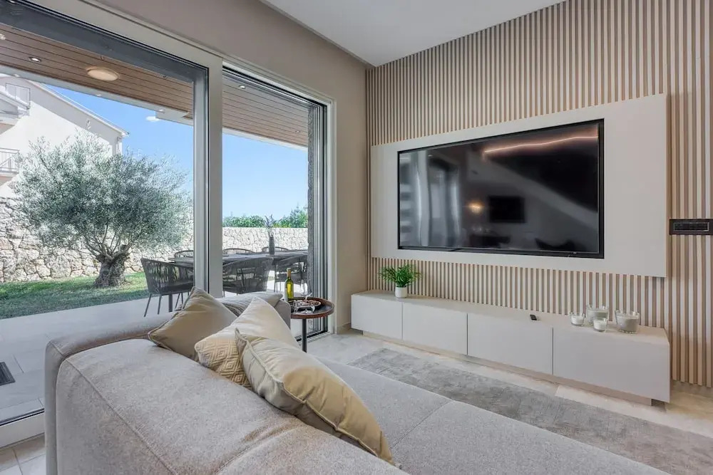Luxury Seaview Villa Rosciola
