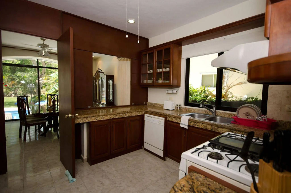 Green Oasis Home Boutique