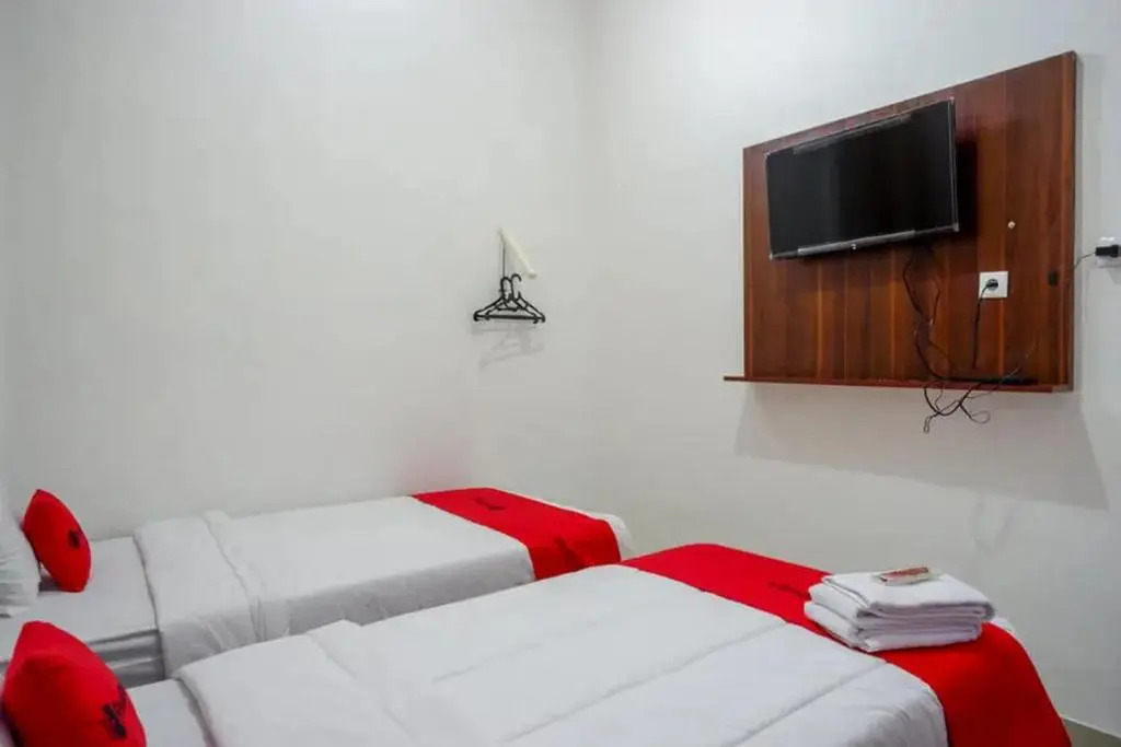 RedDoorz Near Stasiun Purwosari