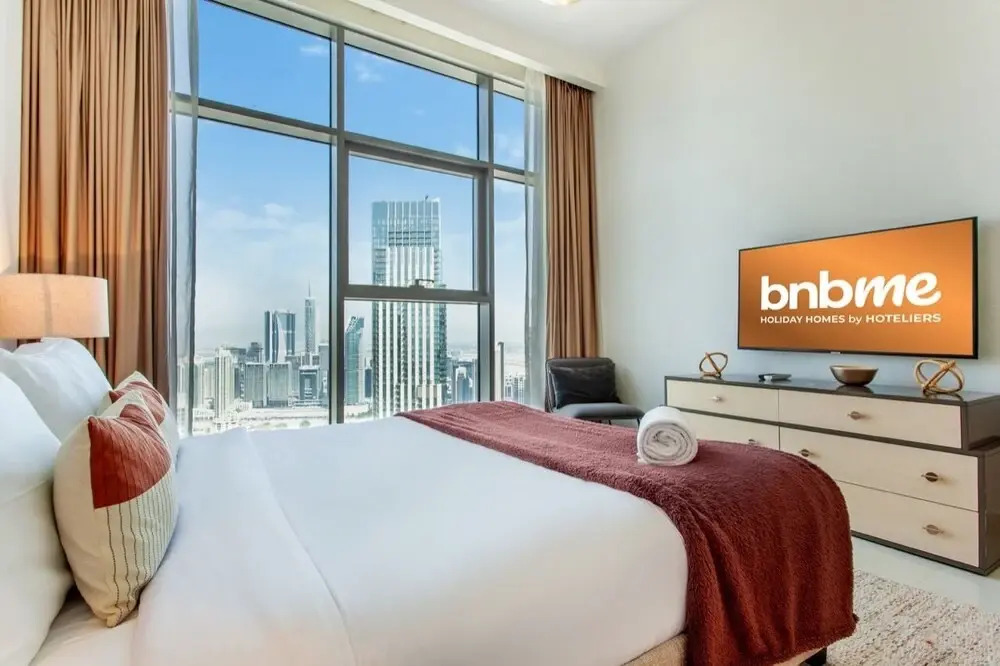 Family Home Nearby Burjkhalifa With lux Furnishing