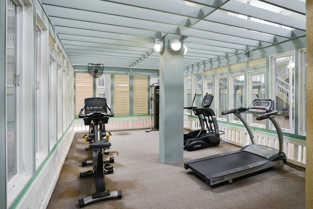 New Listing! Mid-Island Marvel W/ Resort Amenities Condo
